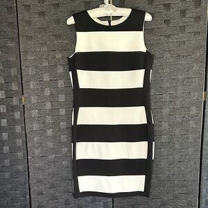Calvin Klein Gorgeous Black and White Striped Midi Dress - Size 8